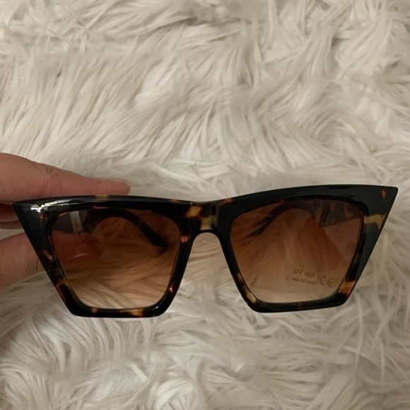 Brown Leopard Sunglasses NWT - Picture 2 of 10